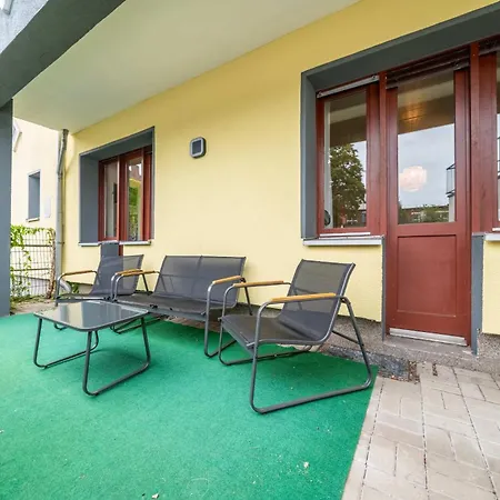 Apartment 6p Zentrale Mit Balkon&parkplatz