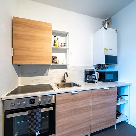 6p Zentrale Mit Balkon&parkplatz Apartment