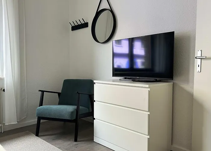 6p Zentrale Mit Balkon & Parkplatz *